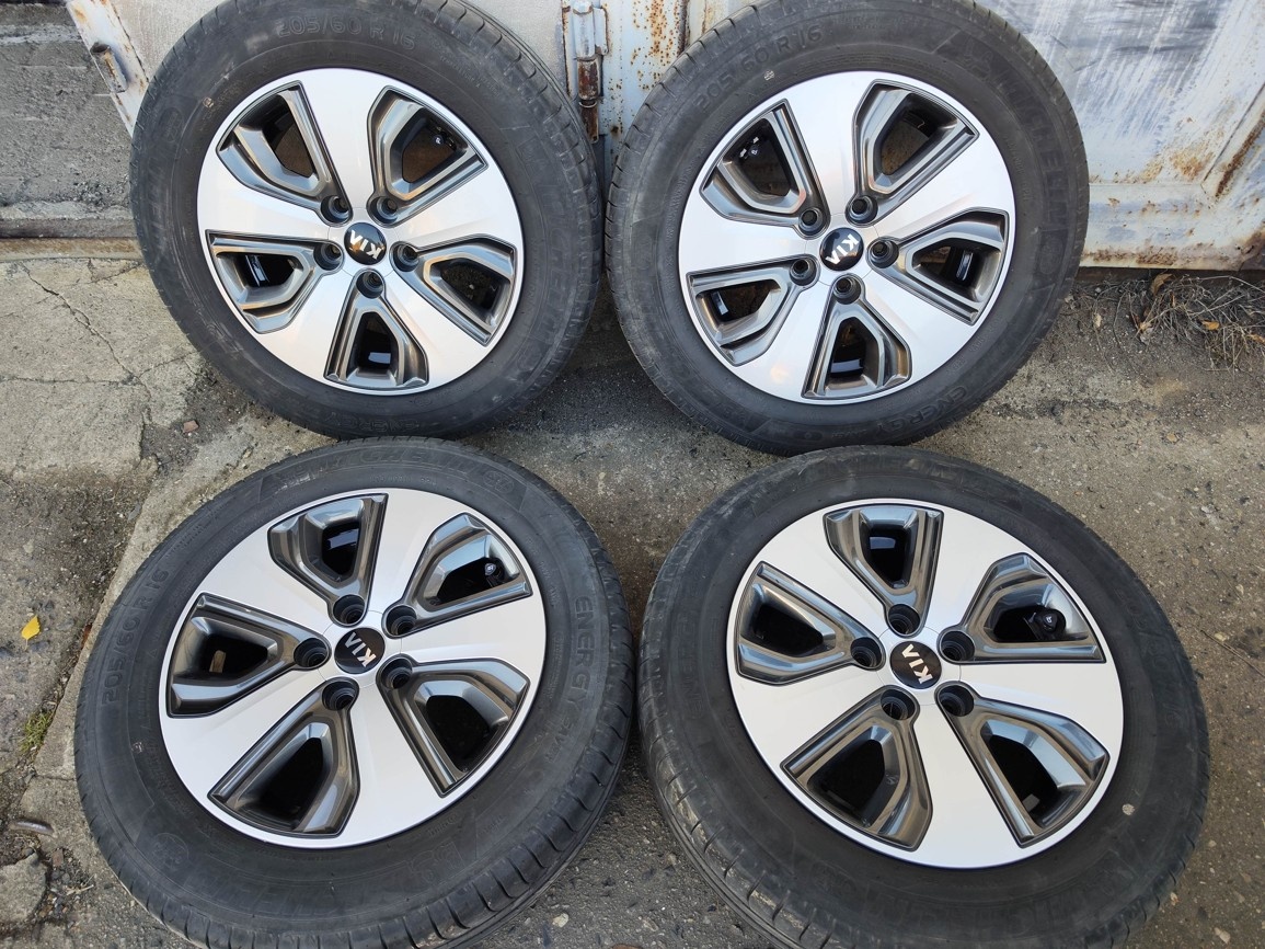 16"letní alu sada 5x114 origo Kia Niro E-Soul Hyundai Kona