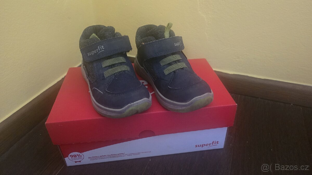 Dětské celoroční boty Superfit 1-006402-8000

Vel.24