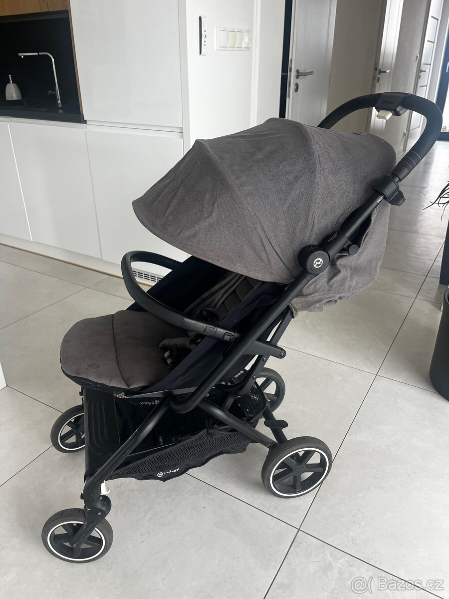 Cybex eezy S2+