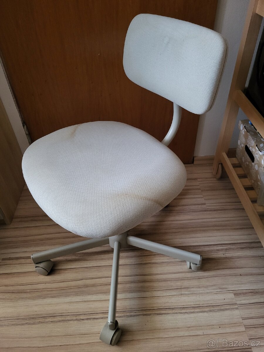 Ikea otočná židle