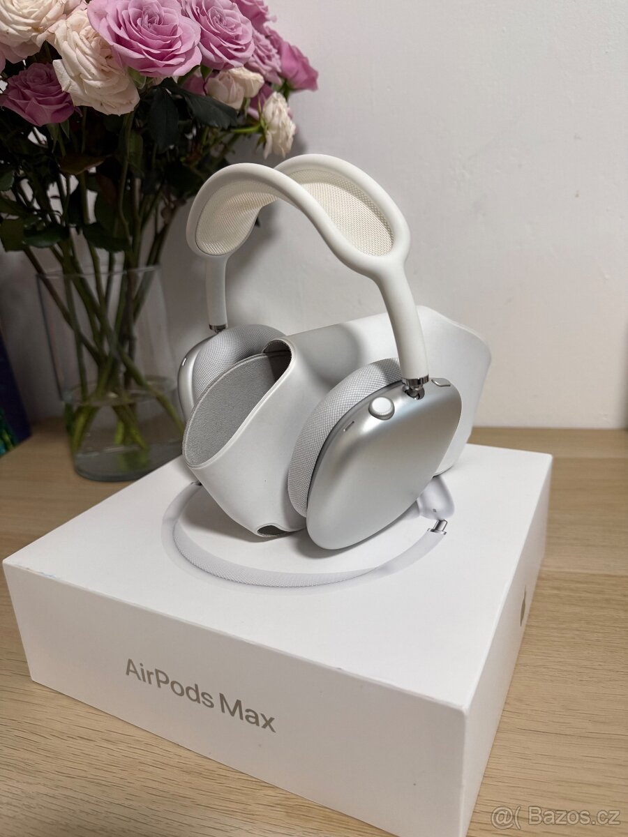 Apple AirPods Max (1. generace, Lightning), bílá