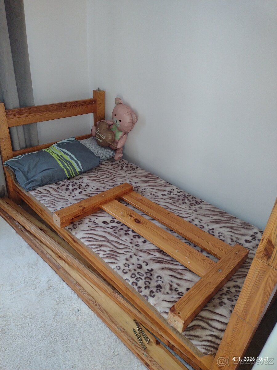 Dětská patrová postel