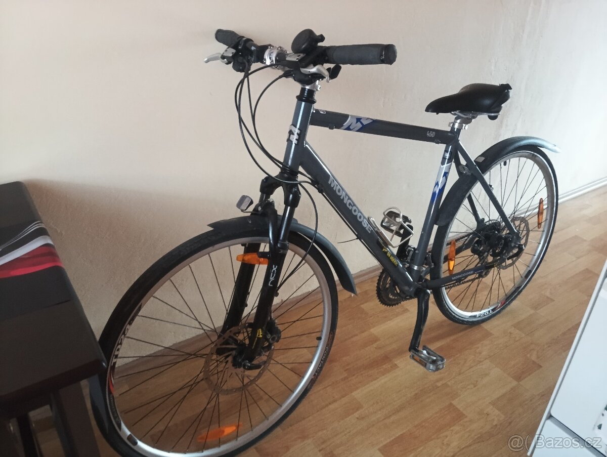 Pánské trekové kolo