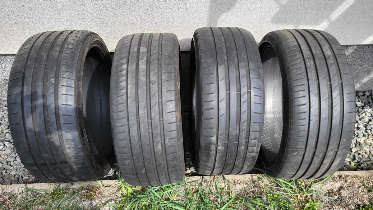 Pneu 225/35 R19
