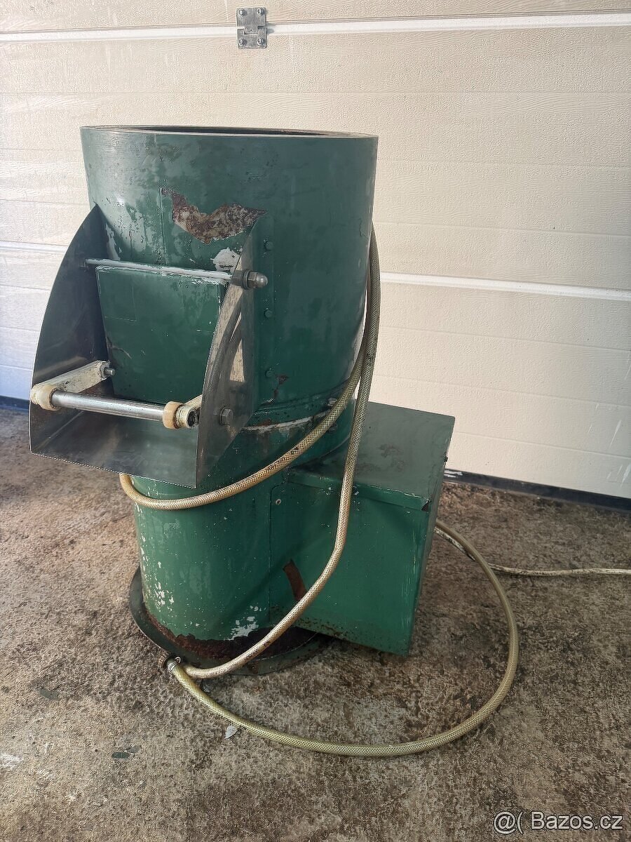 Škrabka na brambory