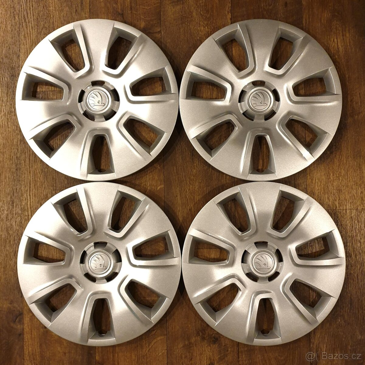 Prodám kryty kol Škoda r16 B2802