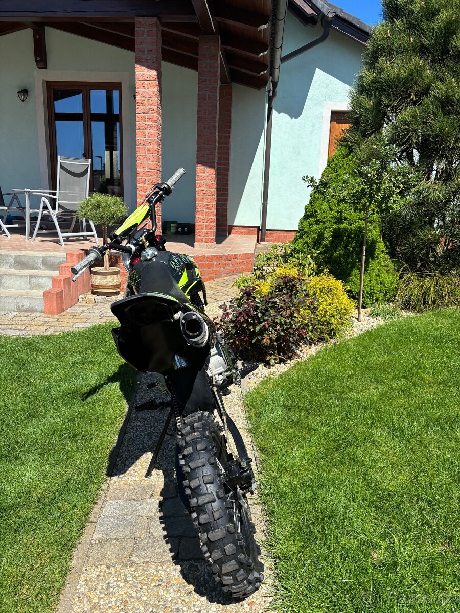 Stomp z3 160
