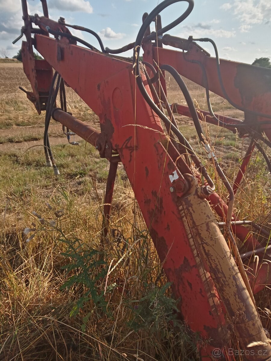 Čelní nakladač Zetor