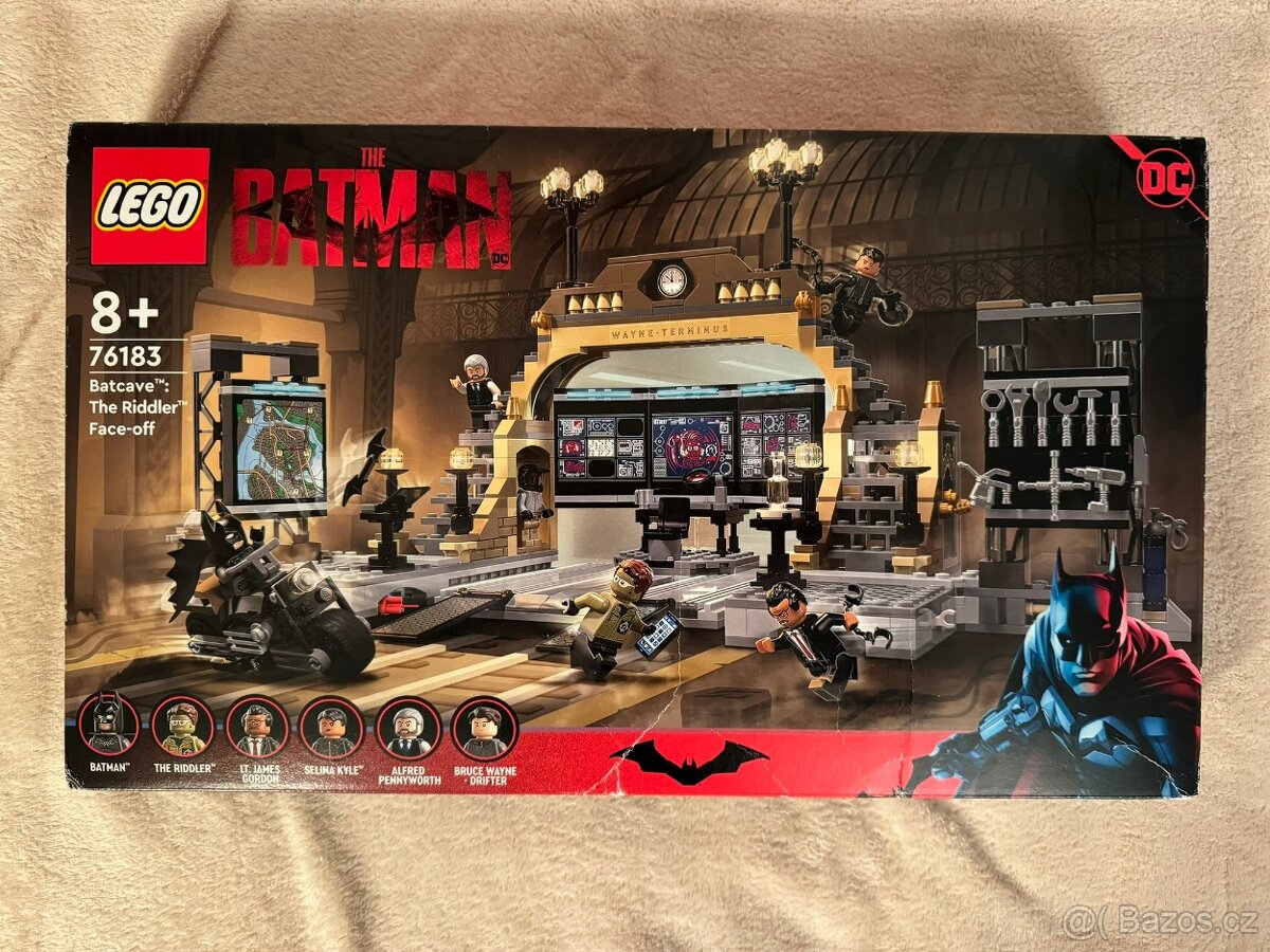 LEGO® The Batman 76183 Batcave: The Riddler Face-off