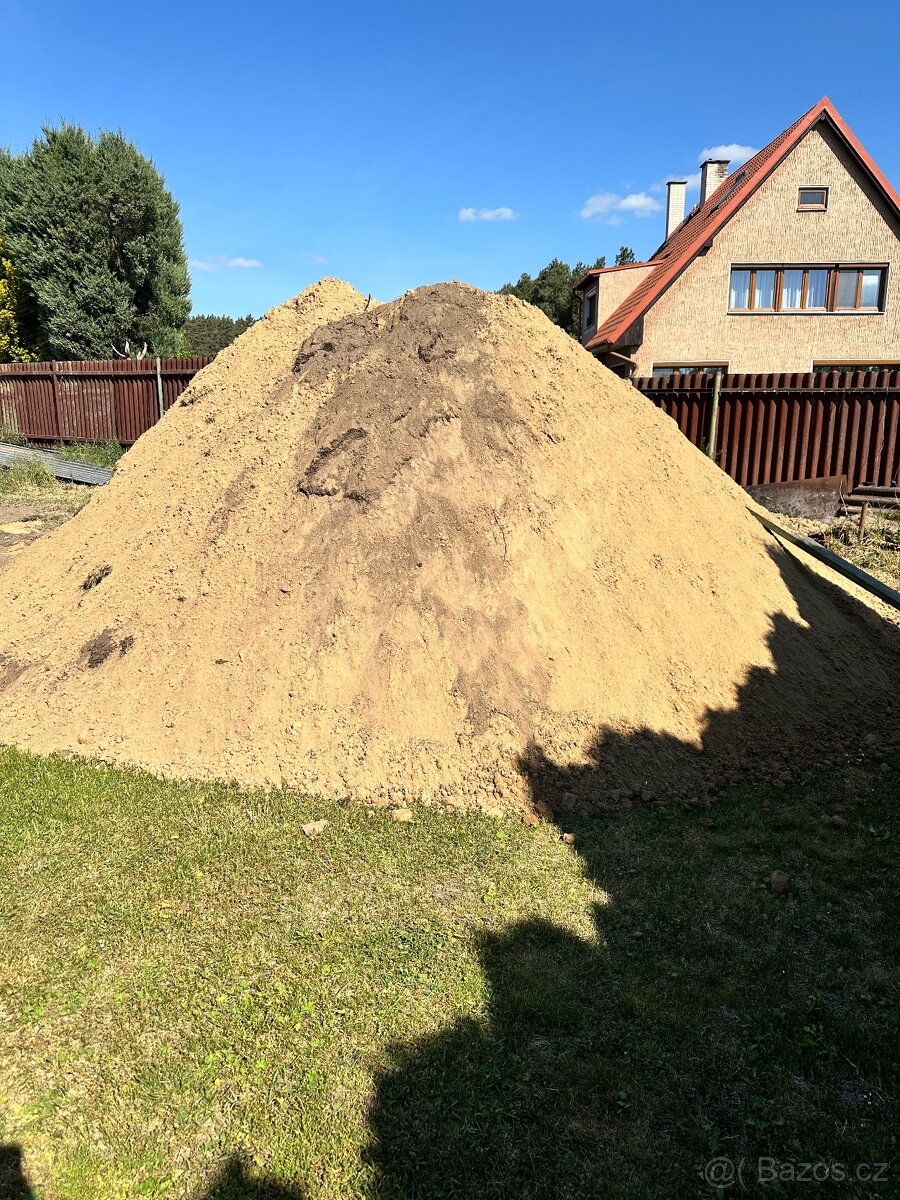 Písek za odvoz