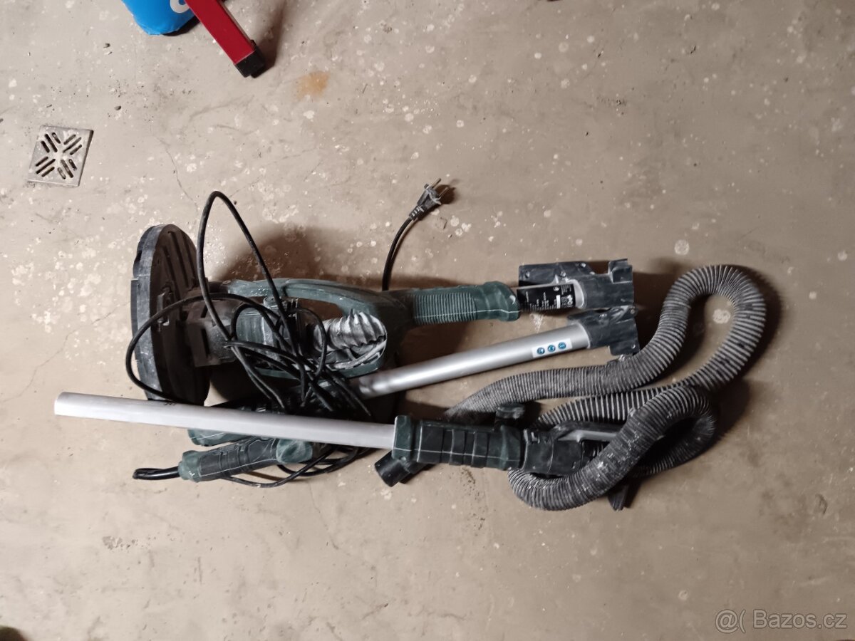 Nástěnná a stropní bruska Parkside PWDS 920 C3