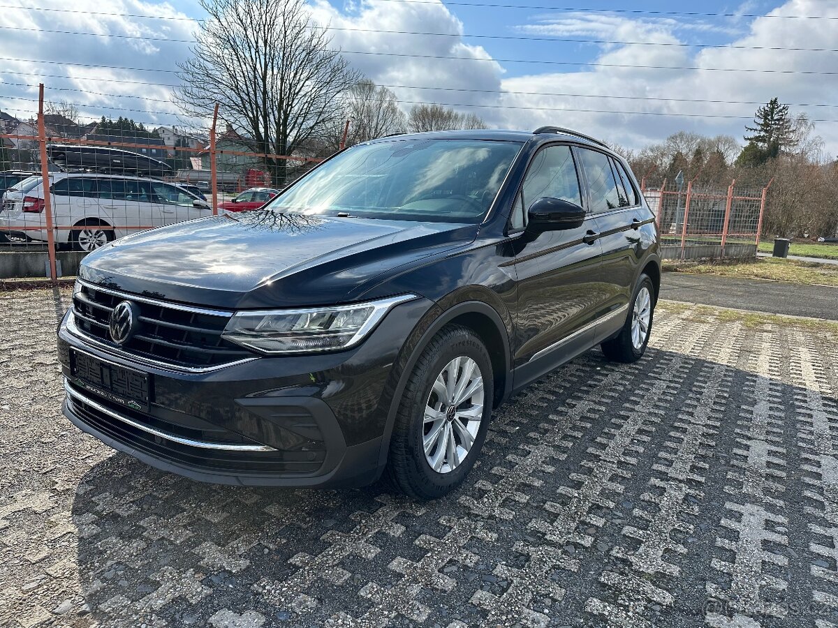 VW Tiguan 2.0 Tdi Dsg 110kw rok 2022-1 majitel 159tkm