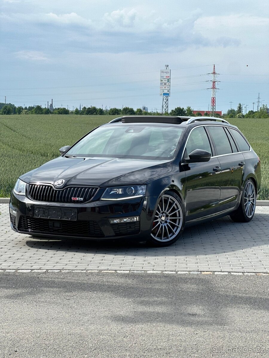 Škoda Octavia 3 RS 2.0TSI 77tkm Top výbava