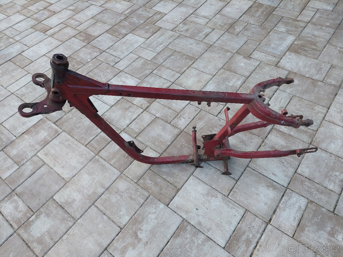 Jawa CZ 175 kyvacka - ram s krkem rizeni