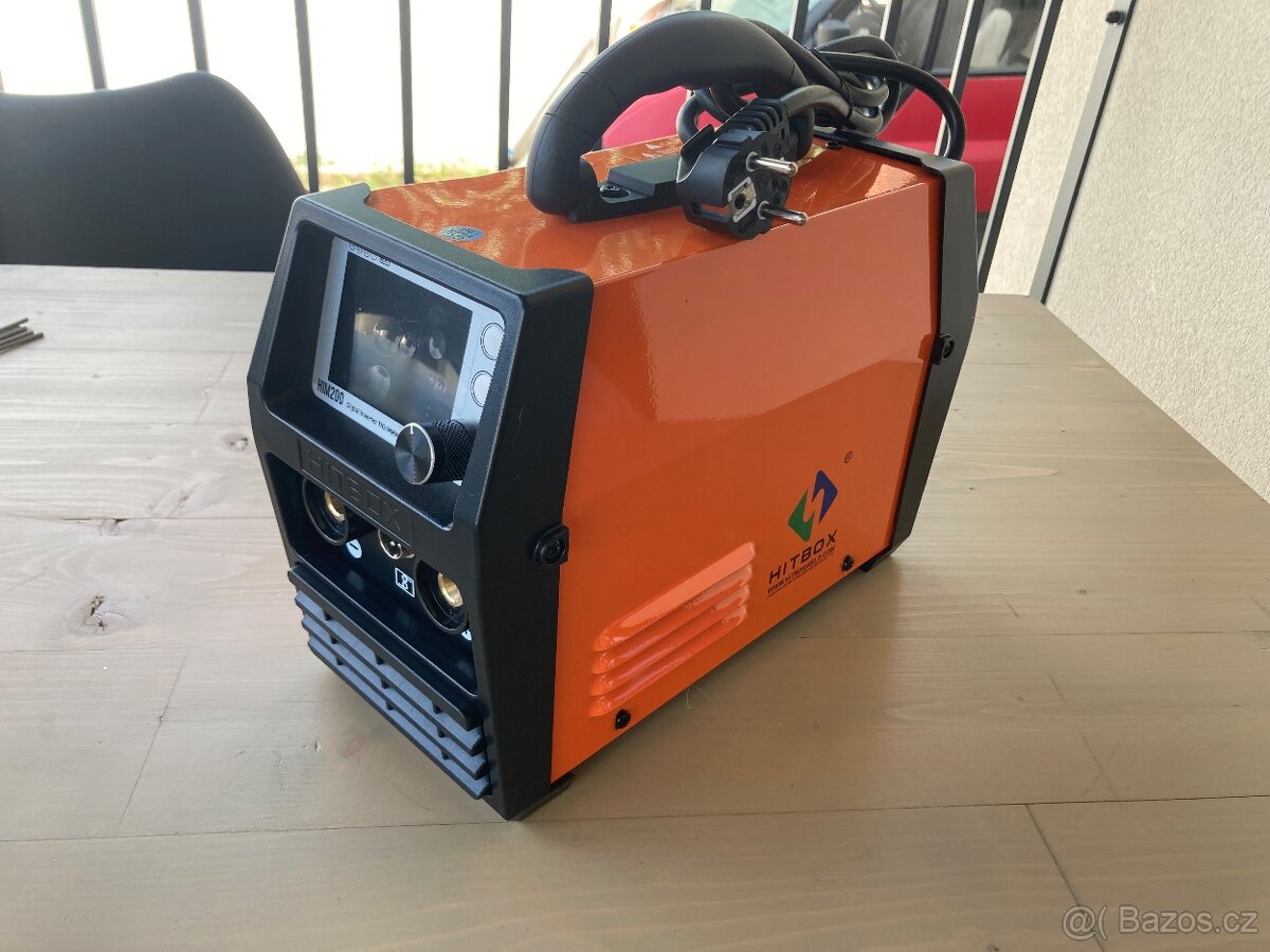 multifunkční svářečka HITBOX 3 v 1, model HBM200