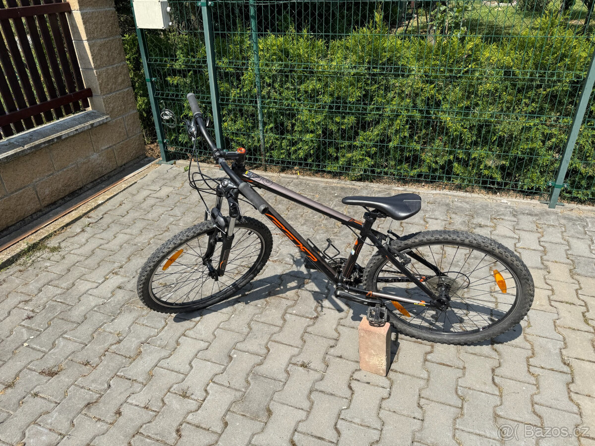 Felt 26"