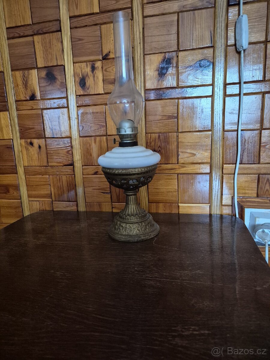 Petrolejka stara