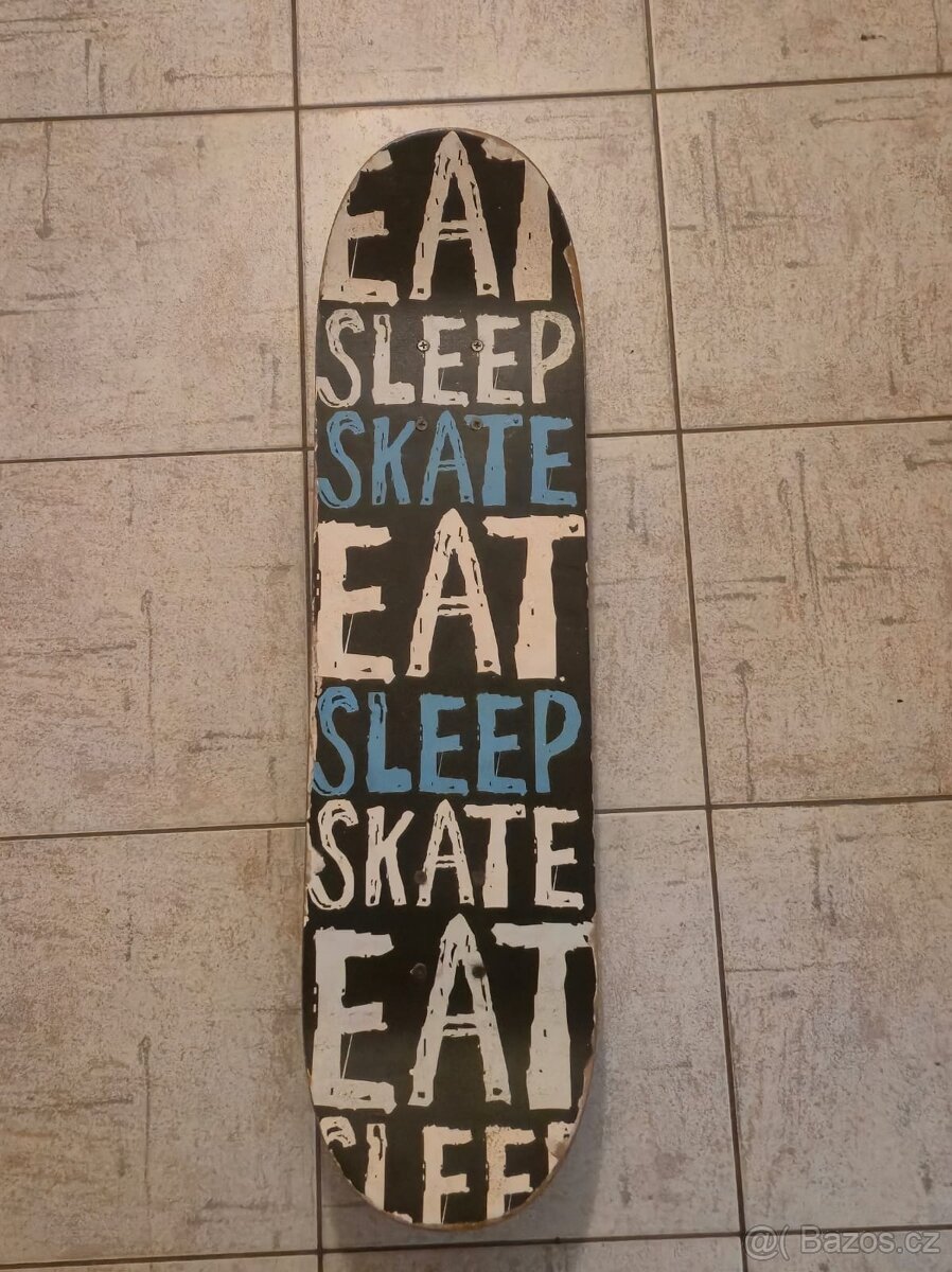 Skateboard