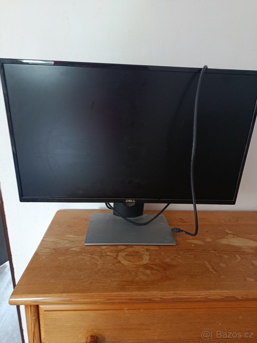 Dell 24" monitor (Full HD, IPS)