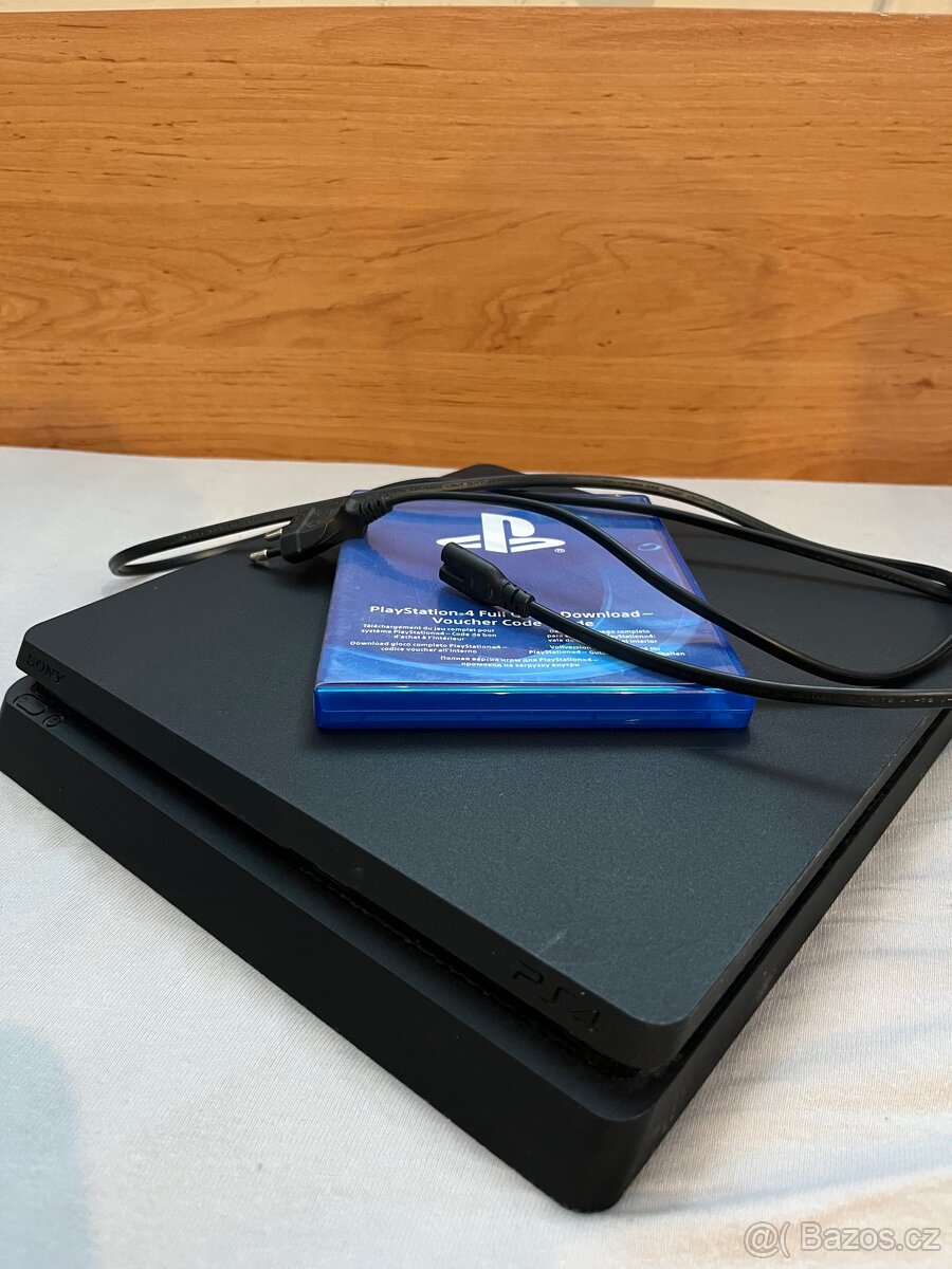 PlayStation 4 slim 500GB