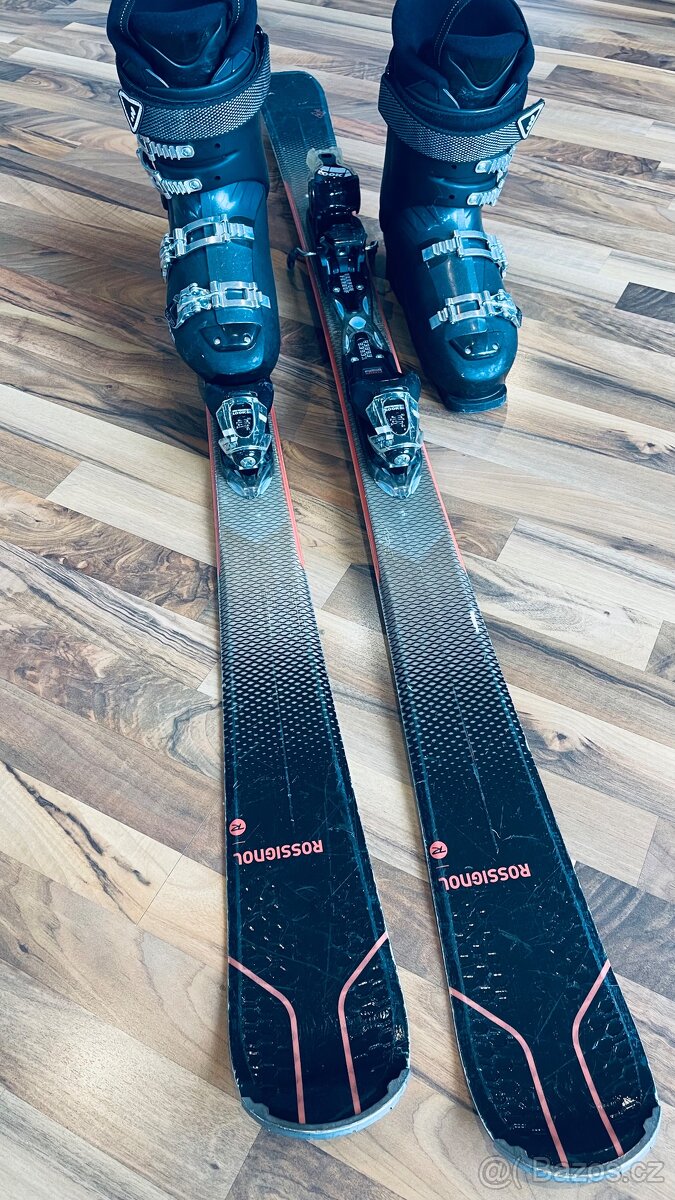 Prodám juniorský lyžařský set