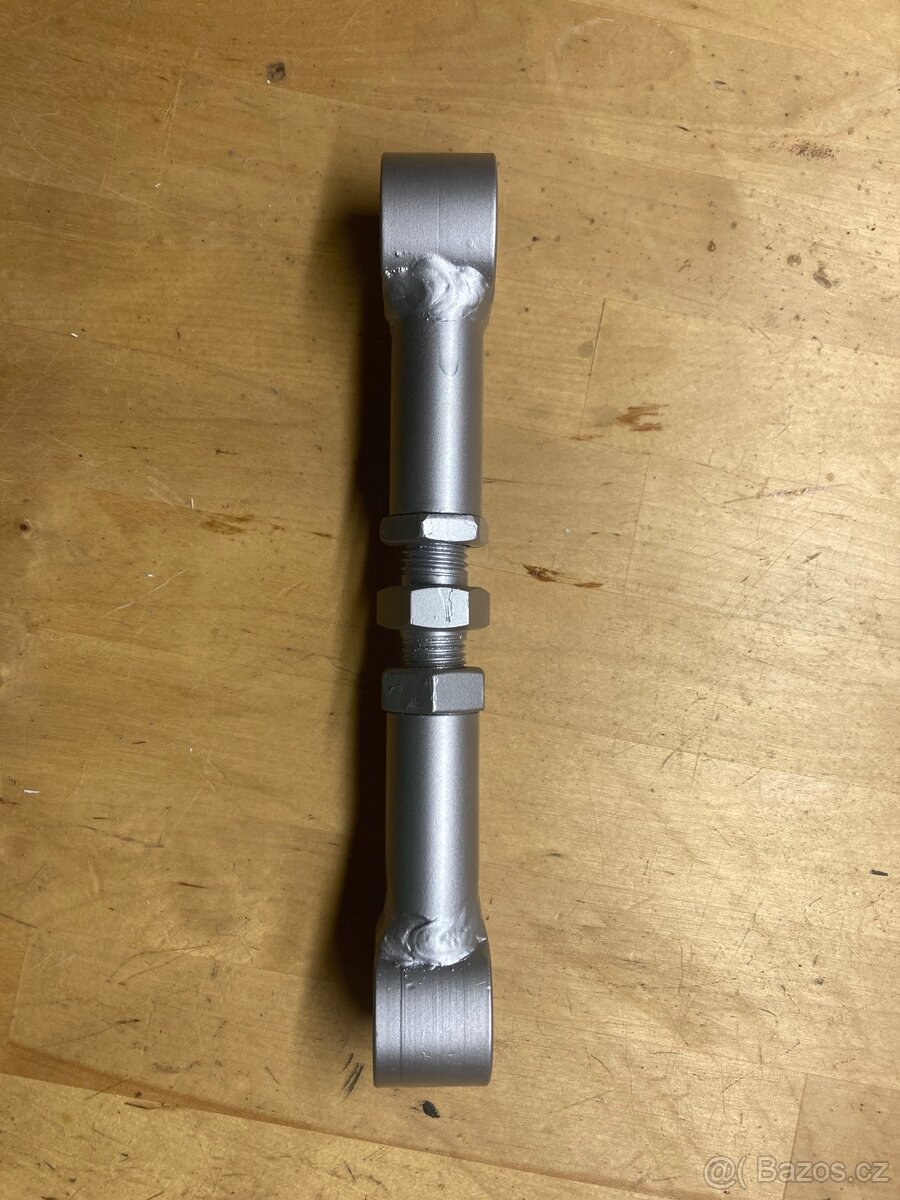 Triumph Street Triple 2013- snížení podvozku(motorky)