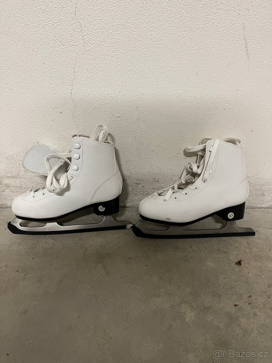 Dívčí lední brusle velikost 33