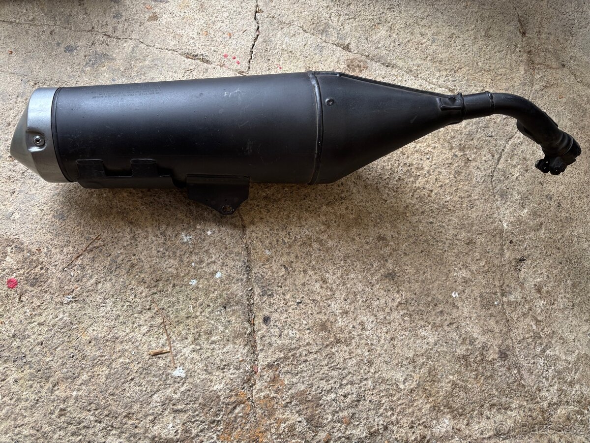 Tlumič výfuku z Honda crf 250