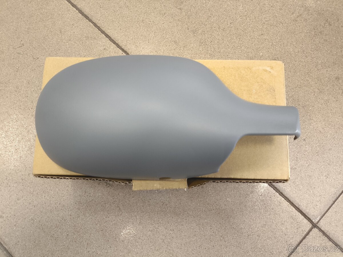 Nový kryt pravého zpětného zrcátka Renault Megane 1999-2002