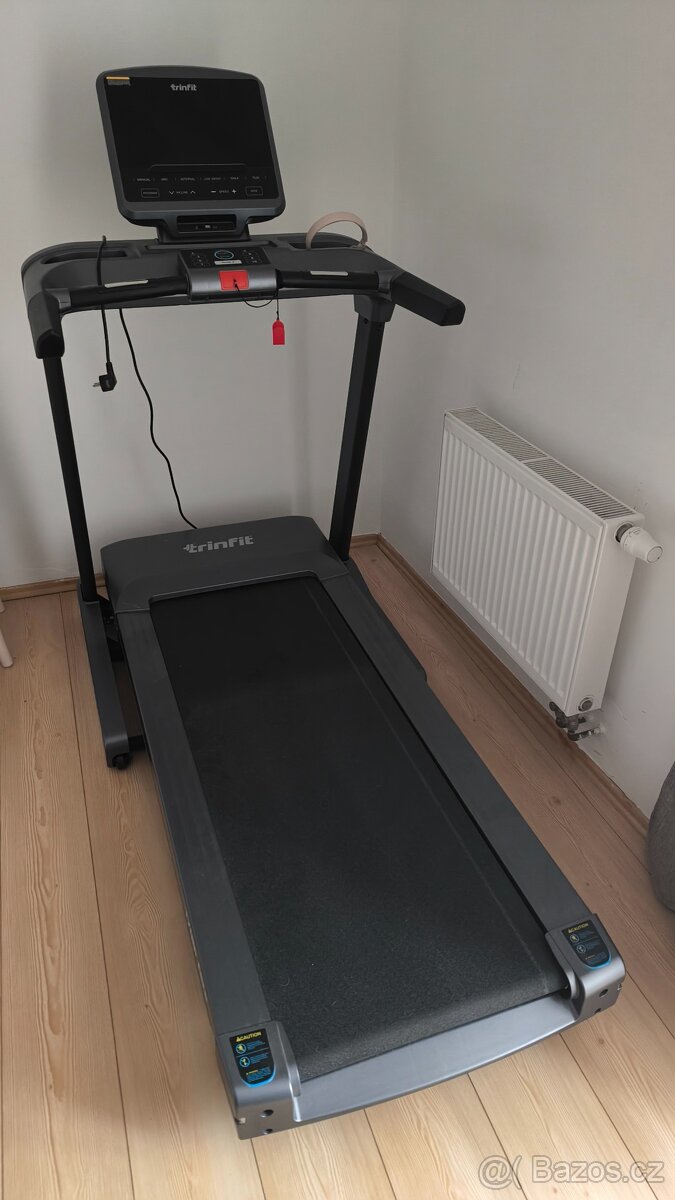 Běžecký trenažér TRINFIT Gara T700i Elite