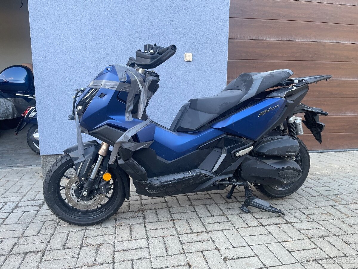 Honda ADV 350 díly