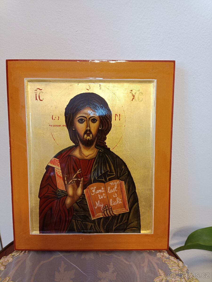 Starožitná dřevěná, lakovaná a zlacená Ikona.