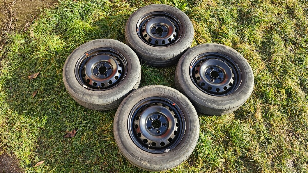 Hyundai ix20 letní pneumatiky 195/65 R15 disky 6Jx15 ET48