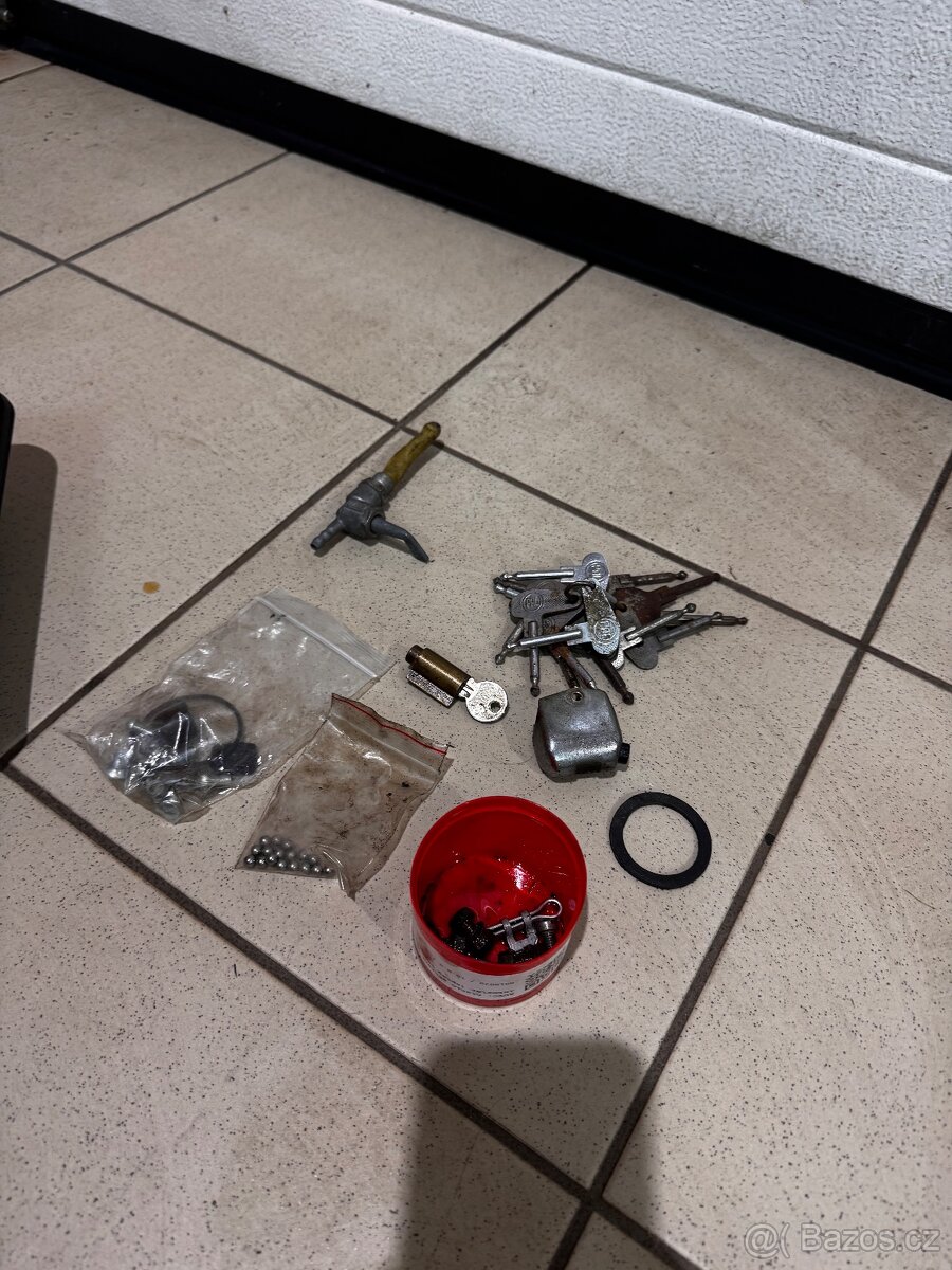 Nové ND Jawa 50 pionýr, kývačka 175 250