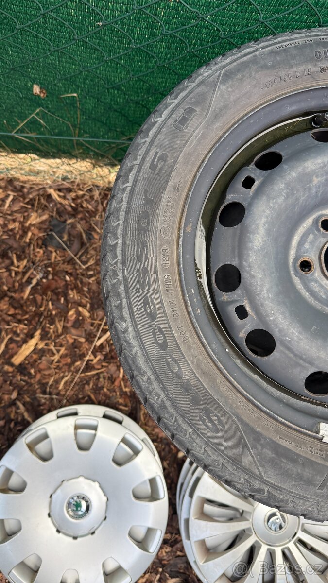 01 – 5x 100 195/55 R15 TYFOON Successor 5 DOT 1219 letní