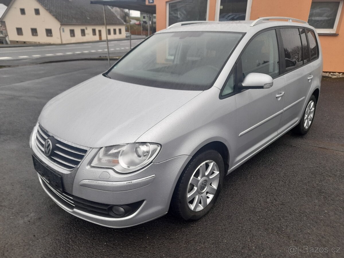 Volkswagen Touran 1.4 TSI HIGLAINE nov. ROZVODY