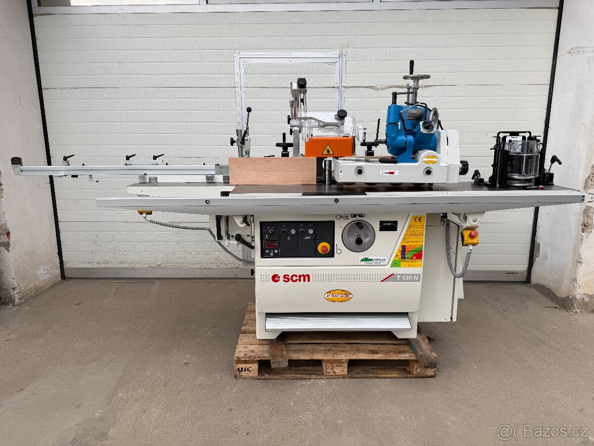 spodní frézka SCM T 130 N + podavač mat. MASTERWOOD VARIO4R