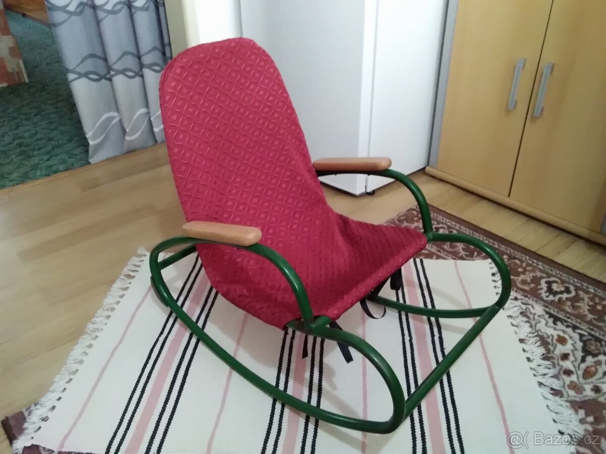 Dětské houpací křeslo