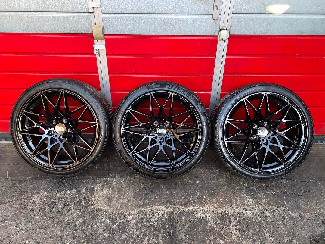 Original 3x ALU kola MAM 18" 8J ET45 + pneu 225/40/R18