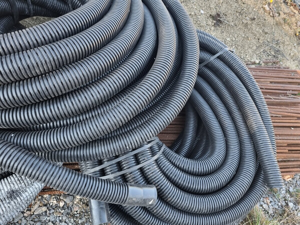 5x Drenážní trubka DN65 balík 50m