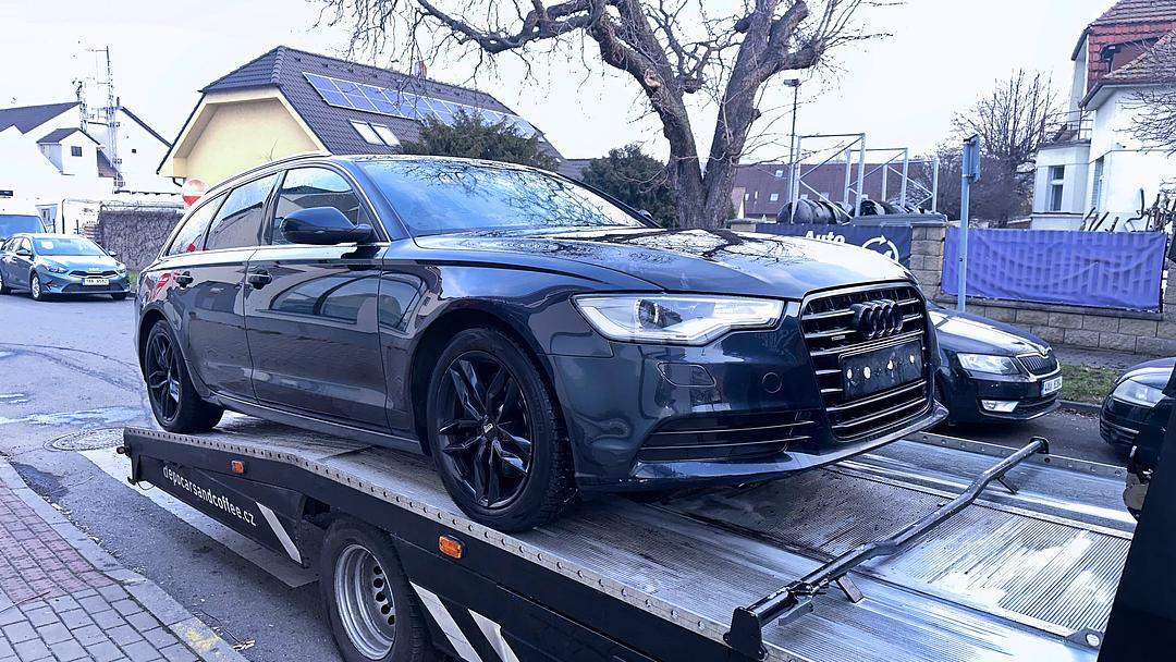 Vůz na náhradní díly Audi A6 C7 4G avant 2013 CDUD NWQ LX5R