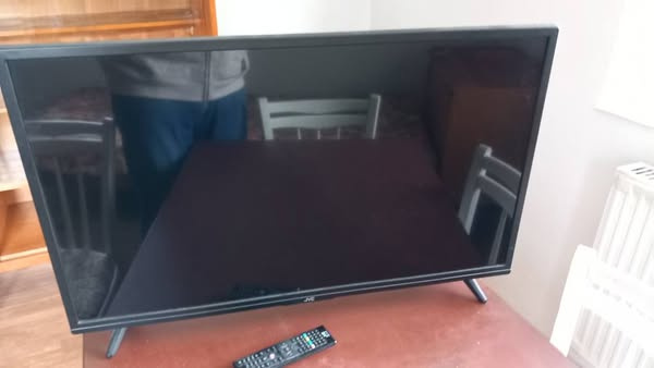 Zánovní televizor JVC LT-32VH2105