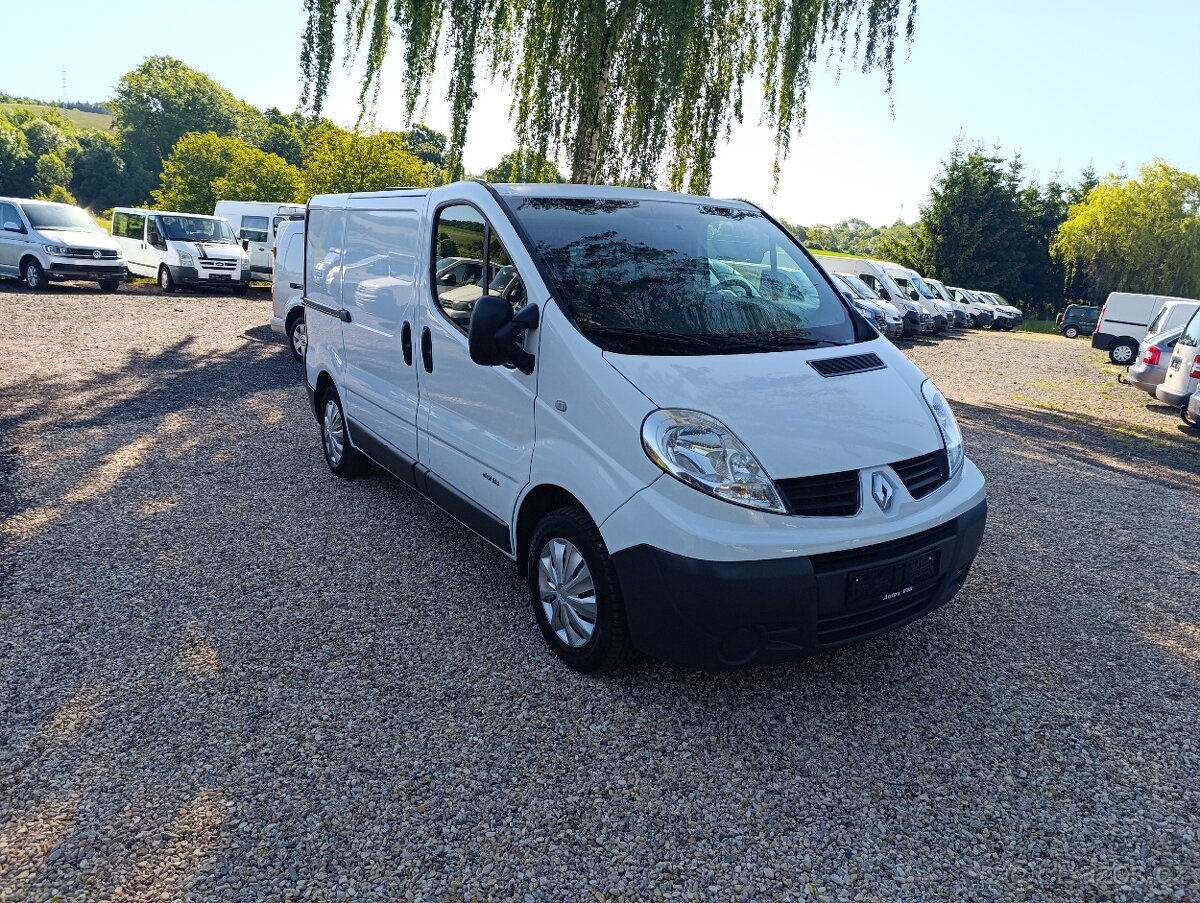 Renault Trafic 2.0 DCi 84kw navi klima
