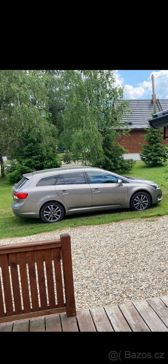 Toyota Avensis combi 1,8i