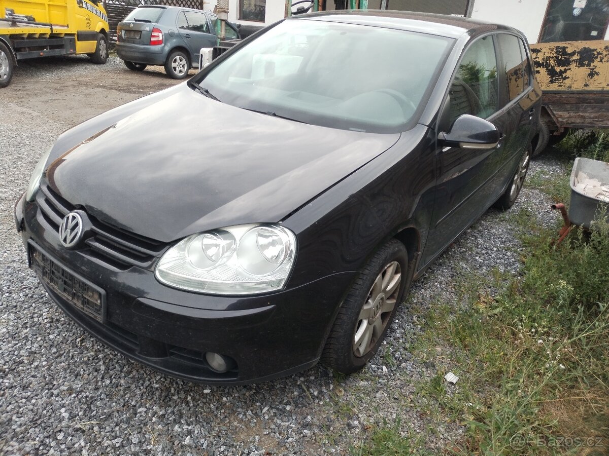 VW Golf 5 2.0FSI 110kw BLX prodám dily