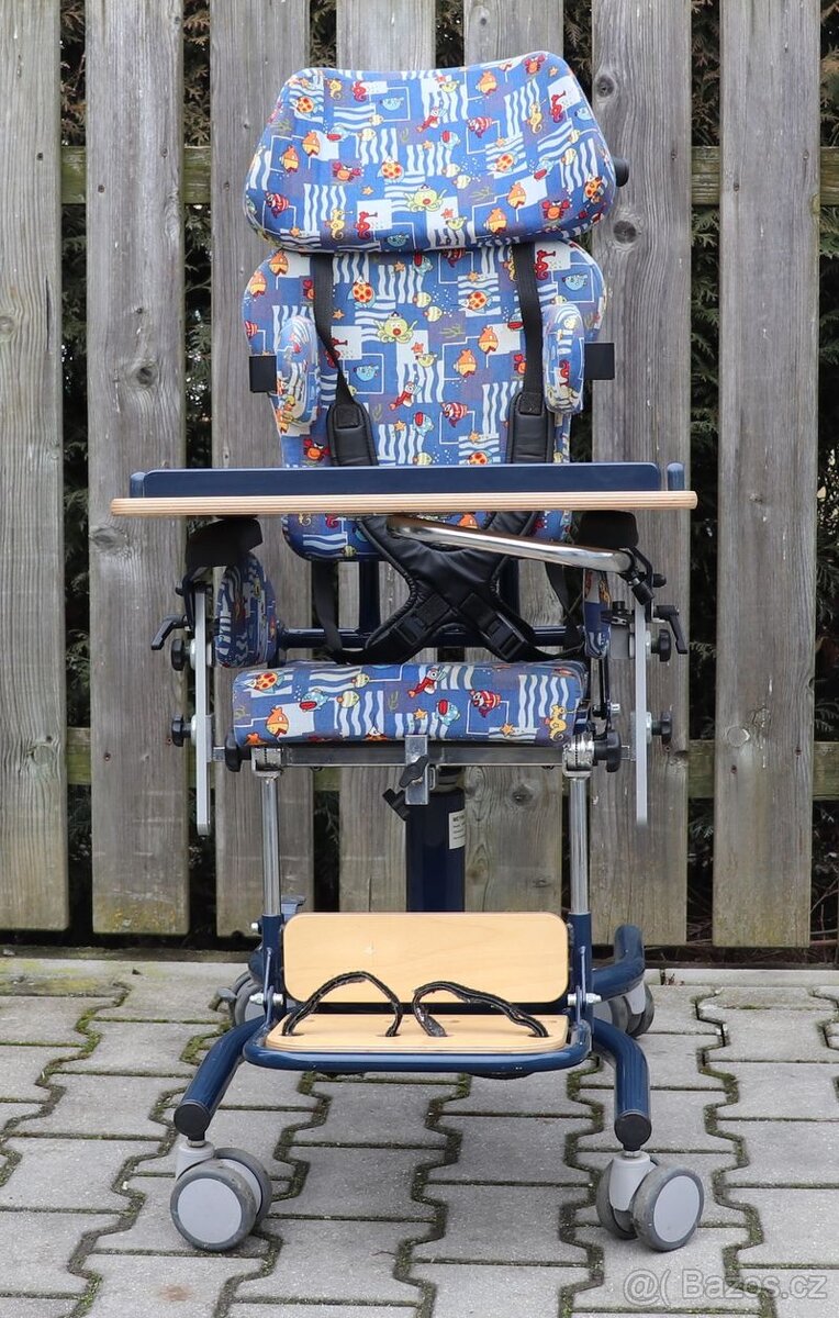 Dětská terapeutická polohovací židle
