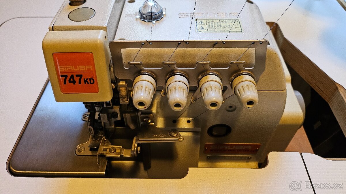 Siruba šicí stroj Overlock 747 KD