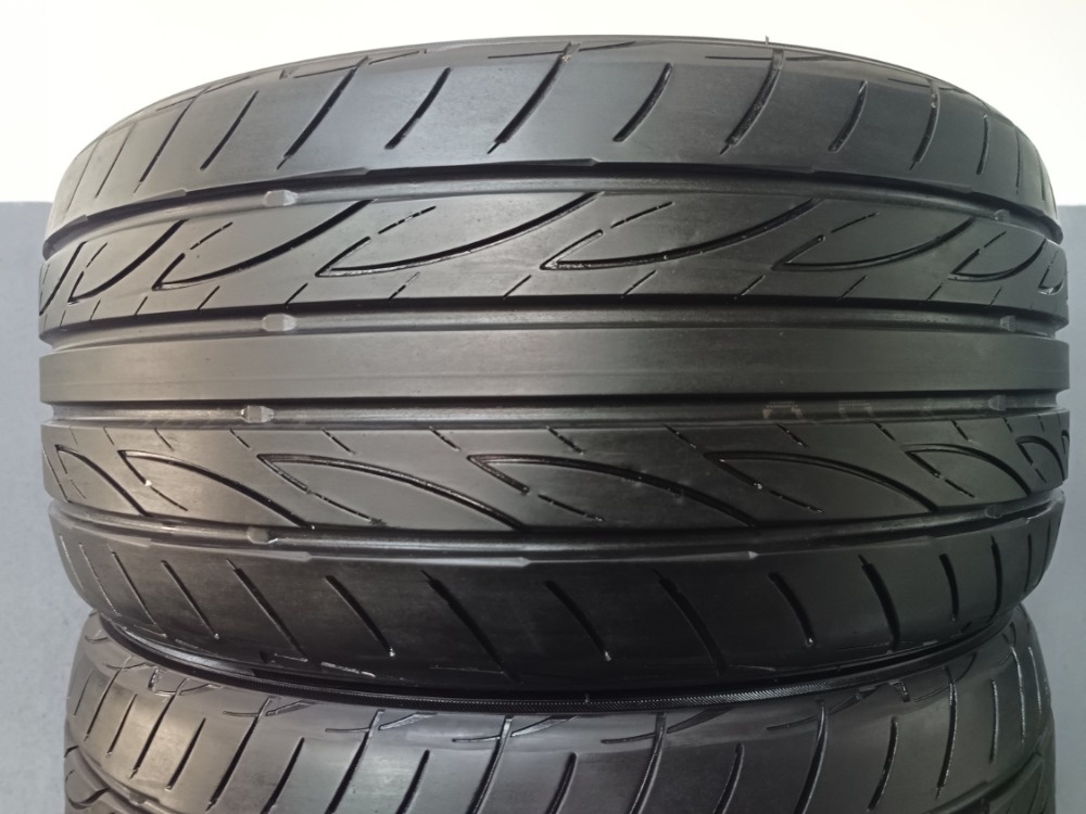 235/35 R19 YOKOHAMA (4522)