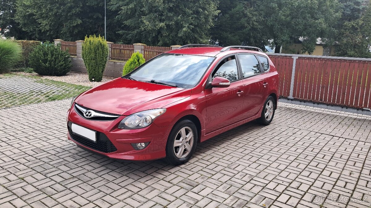 Hyundai i30, 1.4i / 80KW TRIKOLOR ČR