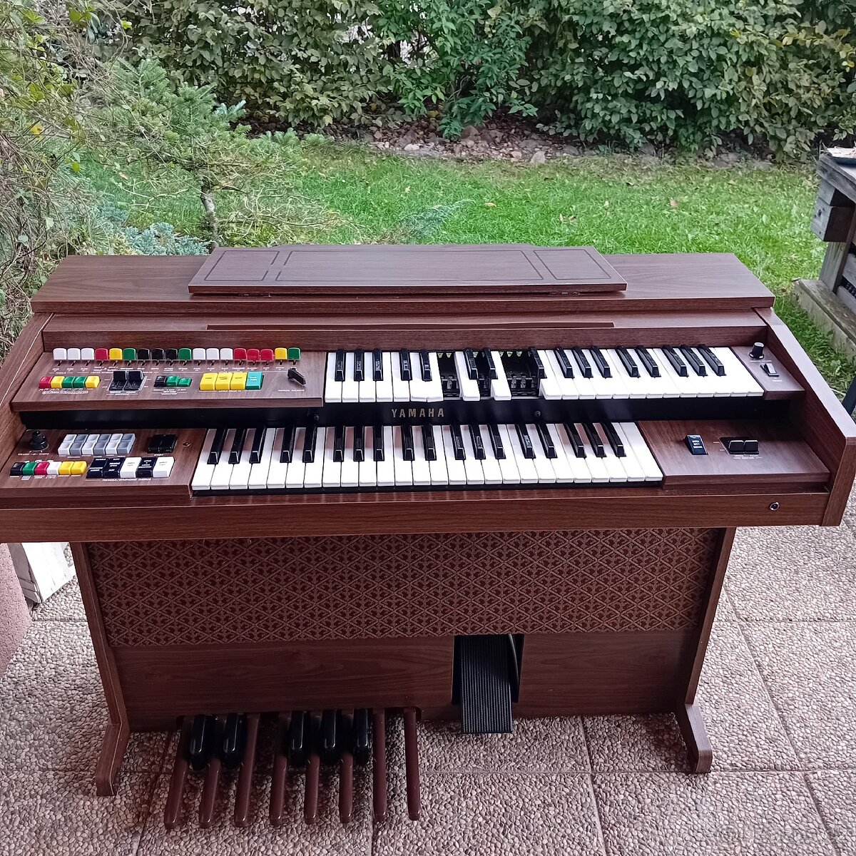 Prodám levně funkční klávesy YAMAHA